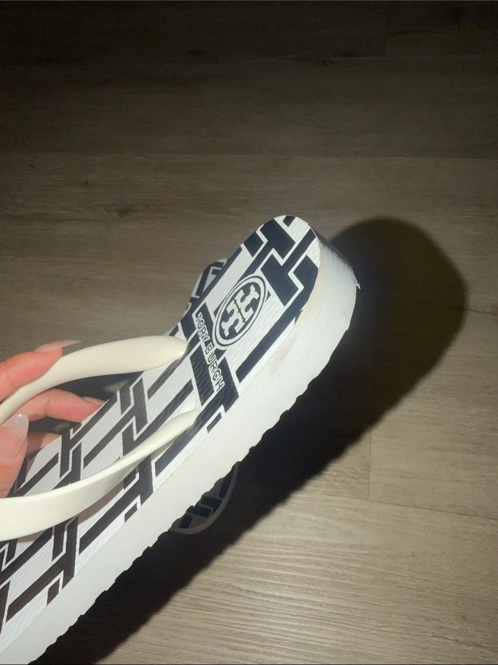 Tory Burch Flip Flops size 6